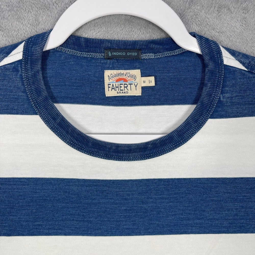 Faherty Striped Long Sleeve crewneck Mens Size M Blue White Organic Cotton - Picture 2 of 6